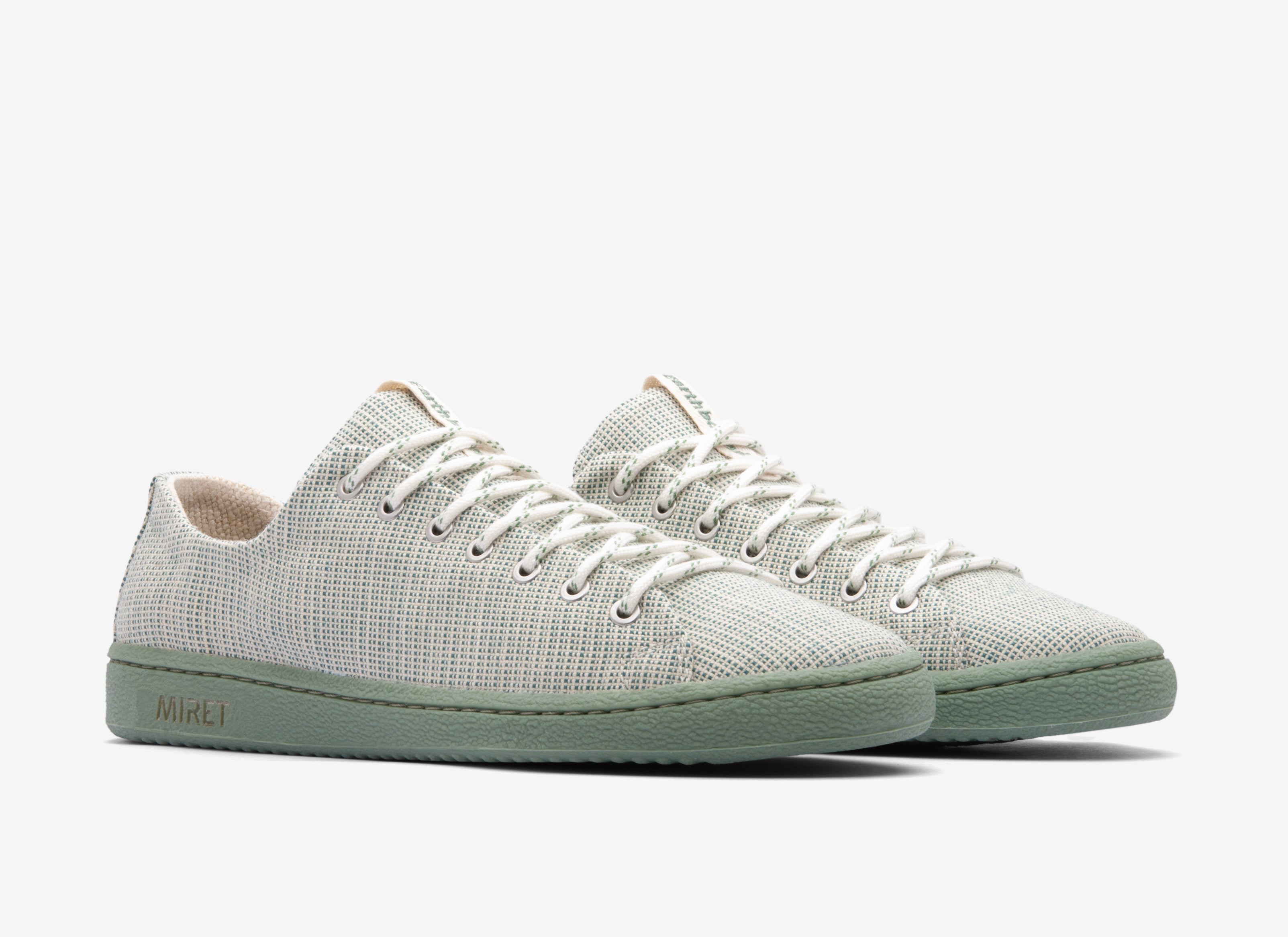 LESHY Laurel Sneakers